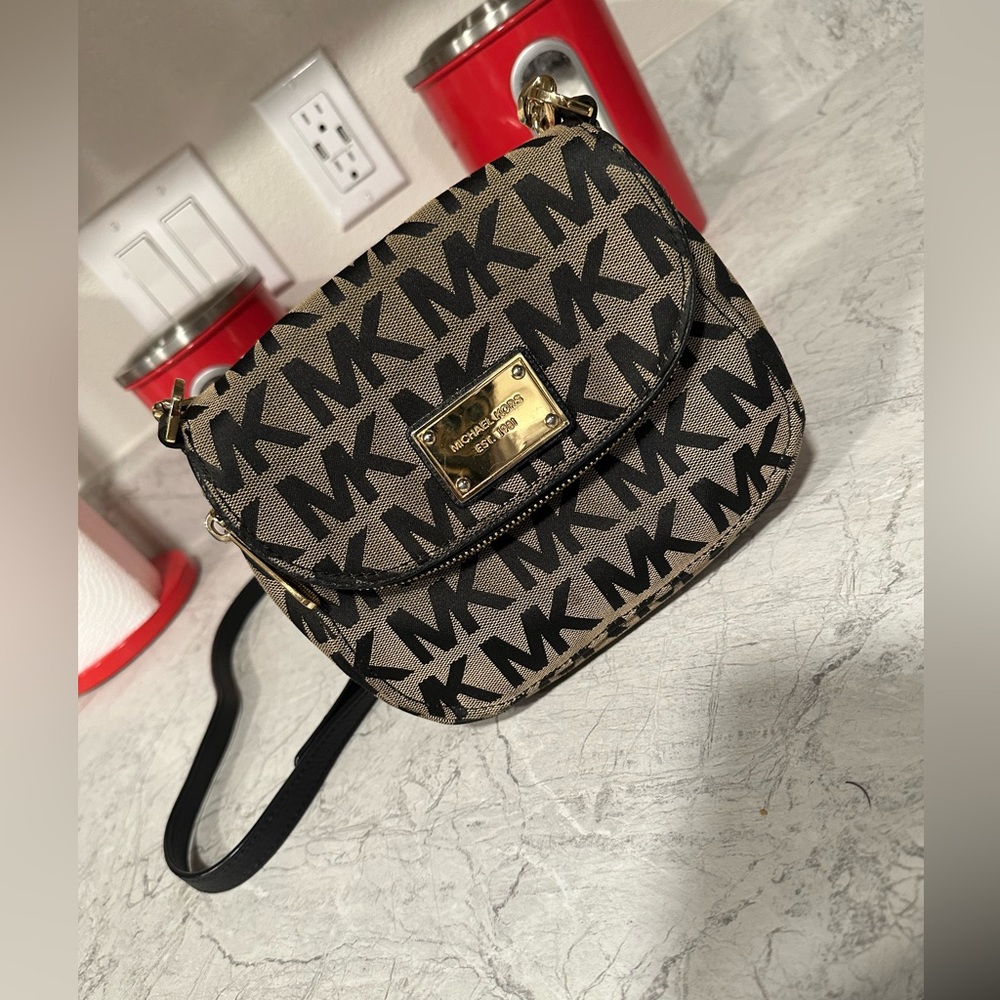 Michael Kors Crossbody